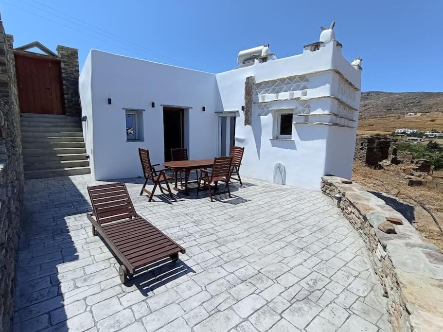 Sea Melody Tinos
